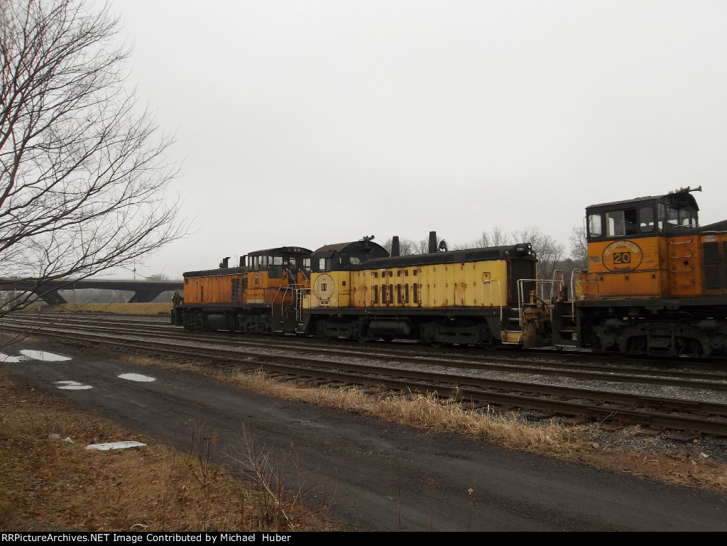 PBNE 19,51 and 20 with a road railer